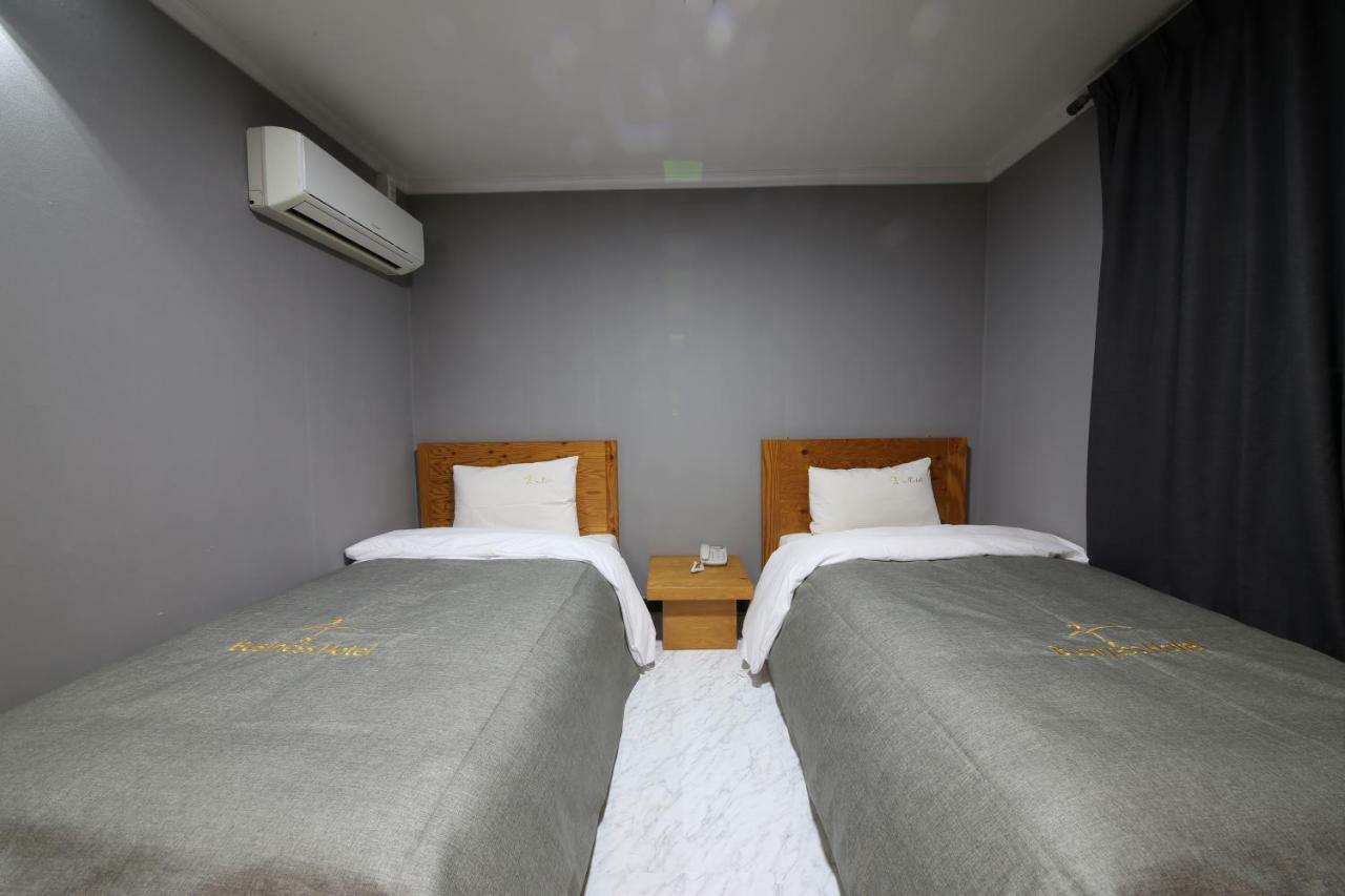 Gung Hotel Jeonju Exterior foto