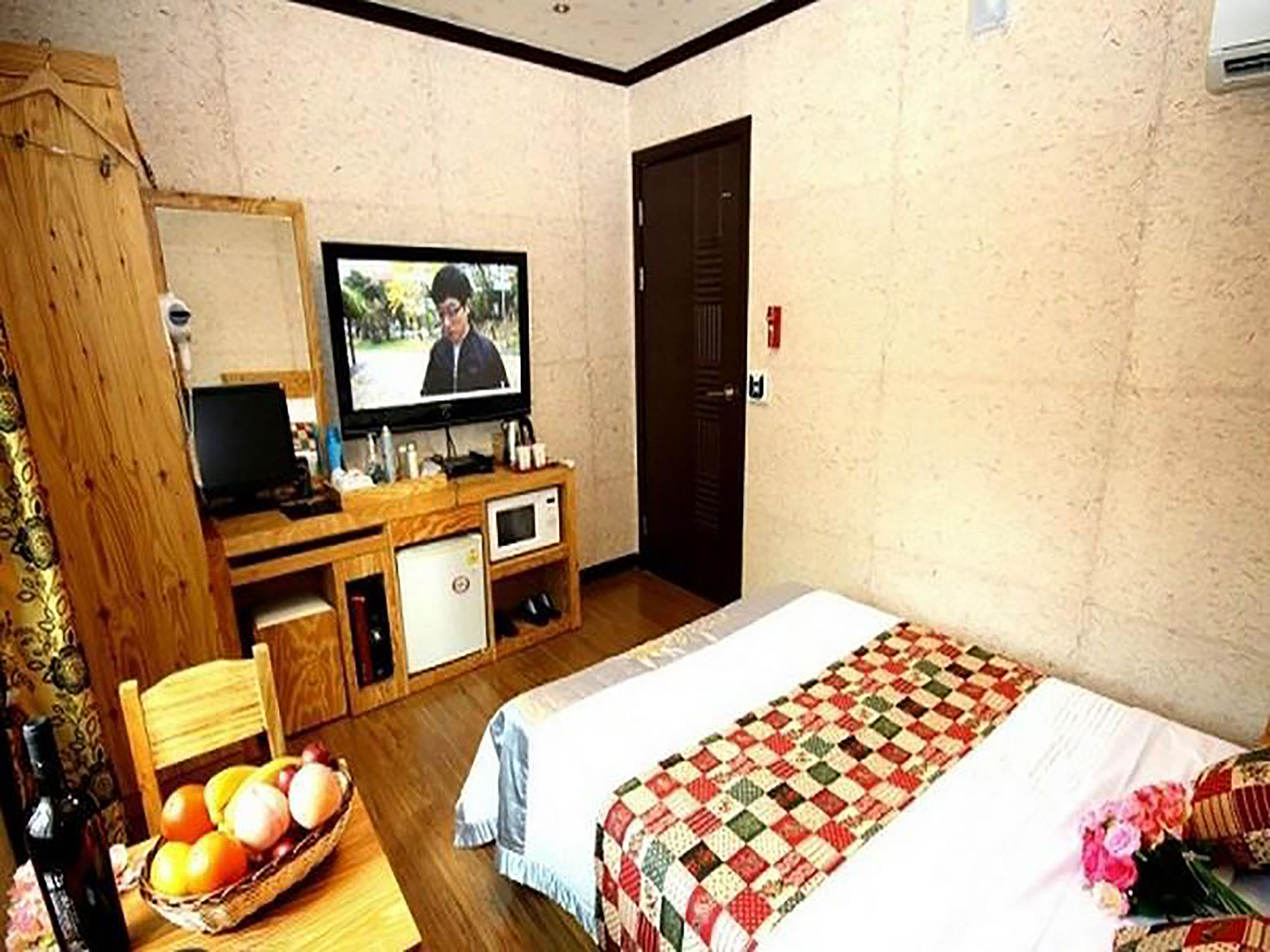 Gung Hotel Jeonju Exterior foto